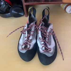 la sportiva women’s climbing shoes